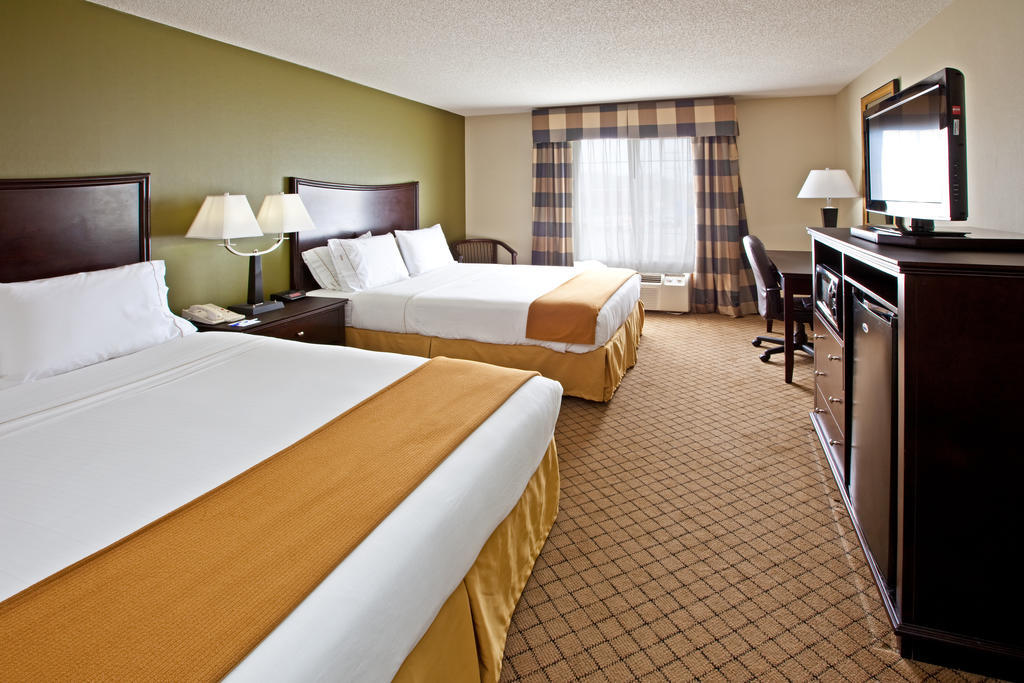 Holiday Inn Express Hotel & Suites Harrison Exterior photo