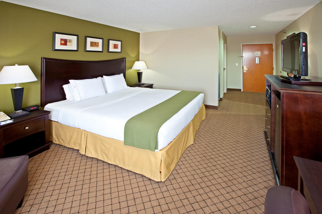 Holiday Inn Express Hotel & Suites Harrison Exterior photo