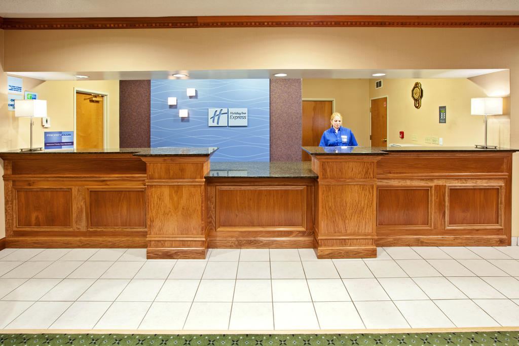 Holiday Inn Express Hotel & Suites Harrison Exterior photo