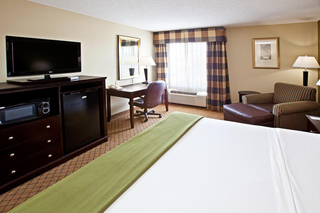 Holiday Inn Express Hotel & Suites Harrison Exterior photo