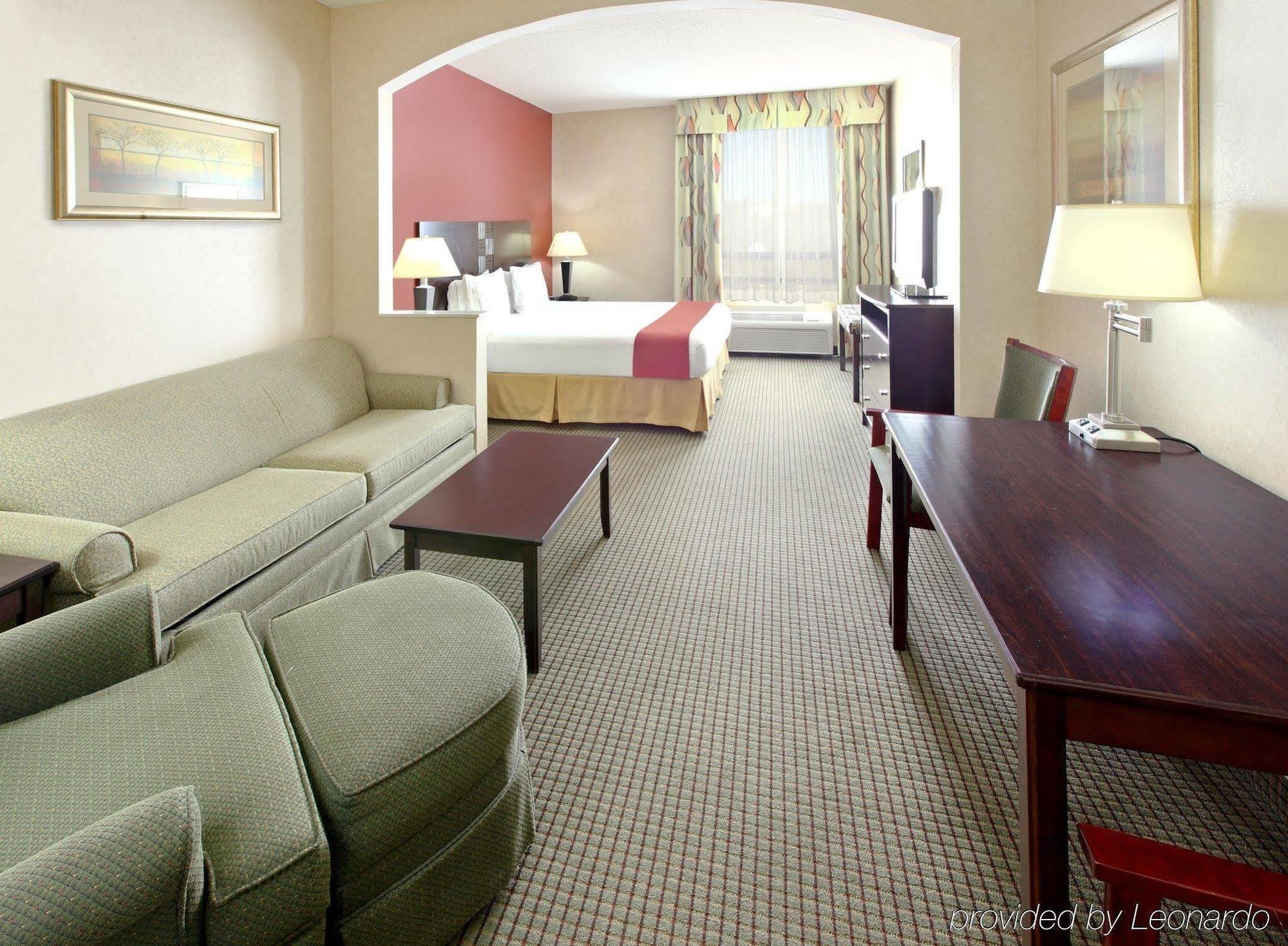 Holiday Inn Express Hotel & Suites Harrison Exterior photo